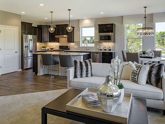 An Entertainer s Layout