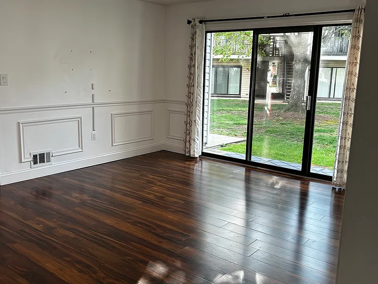 16 Rickard Ct — Photo 4