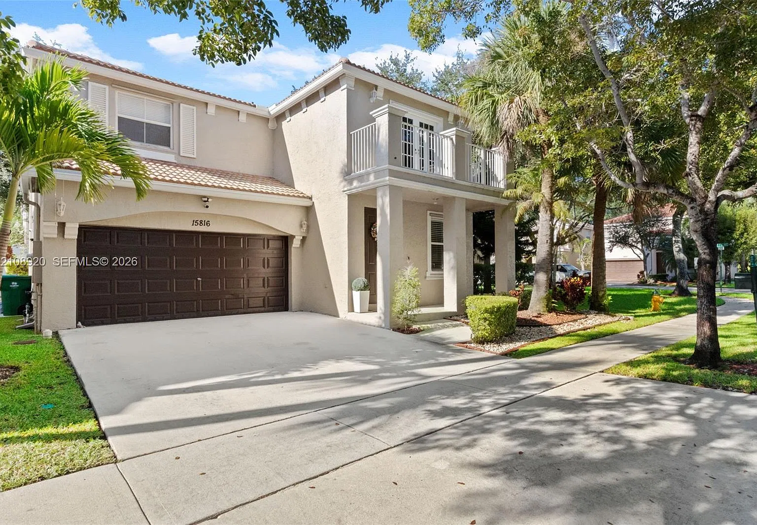 Riviera Isles Iii — Photo 2