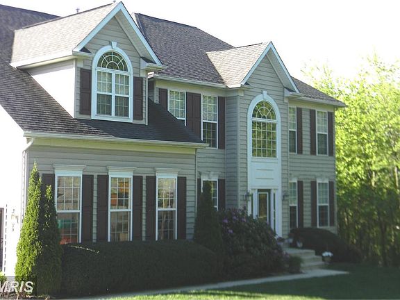 Exterior (Front)