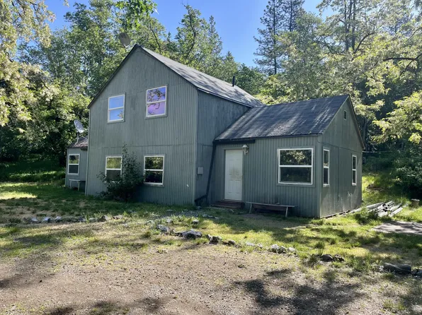 7255 Holland Loop Rd, Cave Junction, OR 97523