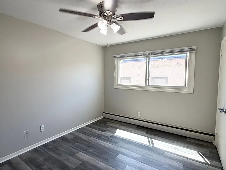 Powderhorn Park Apartments — Photo 30