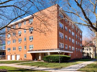 500 Lake St APT 302, Evanston, IL