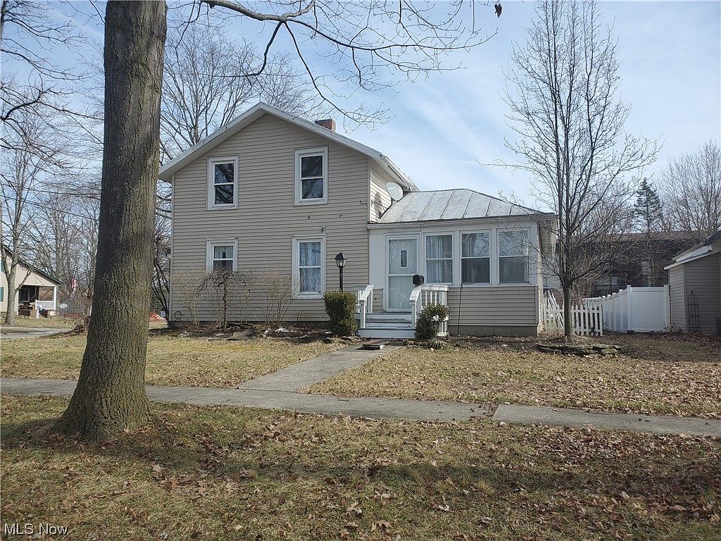 140 Union St, Wellington, OH 44090 | Zillow