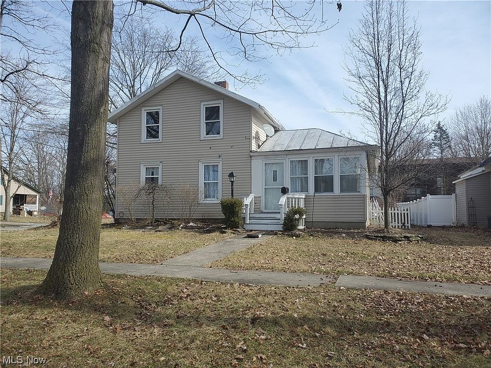 1st image of 140 Union St