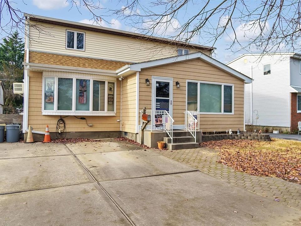 1st image of 172 Wilfred Boulevard