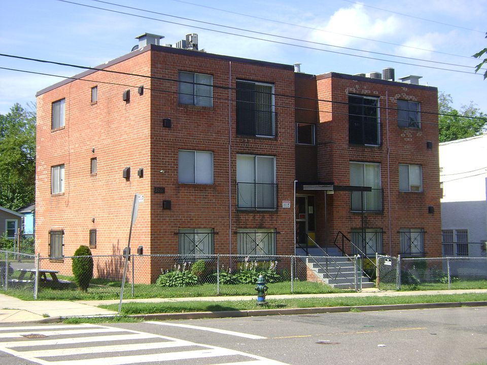1st image of 3241 Ely Pl SE APT 303