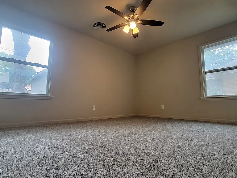 5613 Ammons St — Photo 11