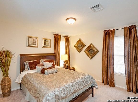 3rd image of 106 Amador