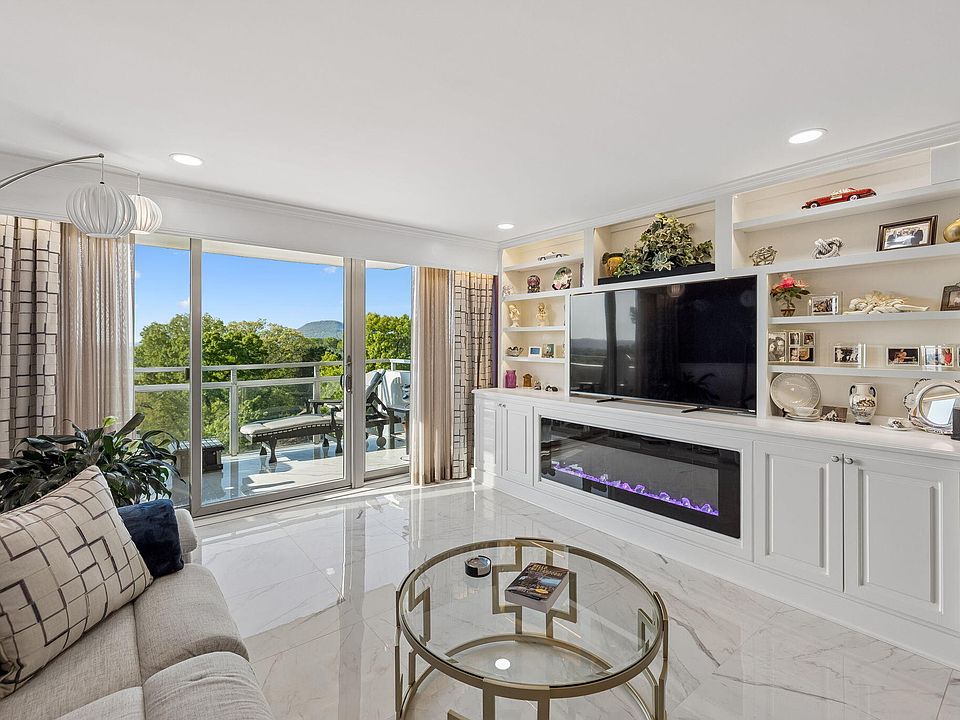 1st image of 1131 Stringers Ridge Rd APT 5D