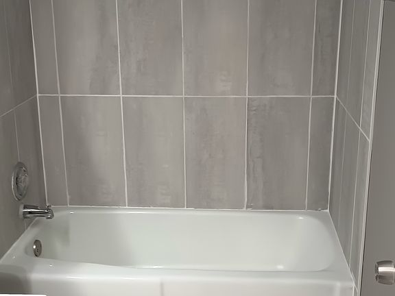 5th image of 7100 176th St #103A