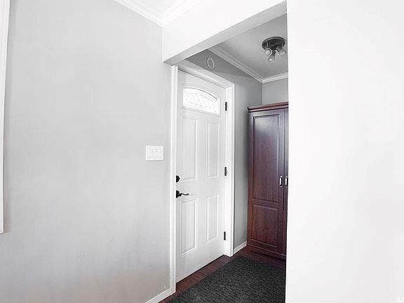 2nd image of 702 29th STREET W