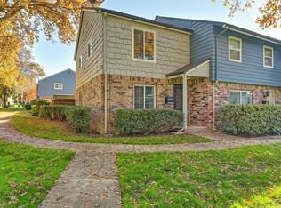 5227 Gibbons Dr, Carmichael, CA 95608