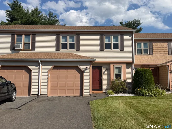 34 Butternut Ln #34, Rocky Hill, CT 06067