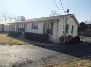 4322 Robards Ln, Buechel, KY 40218