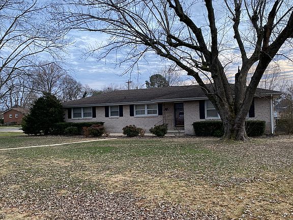 2nd image of 313 Rosemary Ln