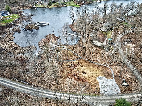 5th image of 828 Thomas Rd
