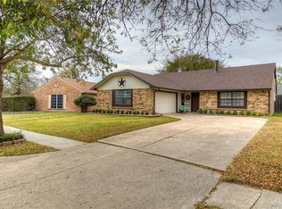 505 Magnolia Dr, Forney, TX 75126