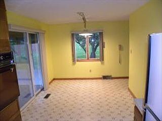 4th image of 120 Sunset Dr