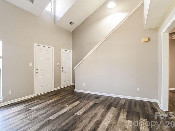 2nd image of 8425 Woodford Bridge Dr