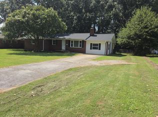 314 Marietta Dr, Greenwood, SC 29646