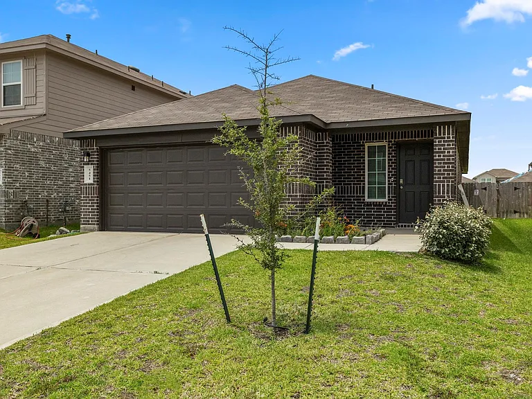 5451 Tuscany Hills Ln — Photo 2