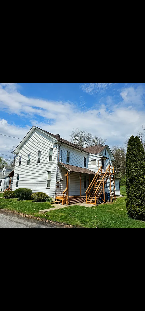 Building Photo - 396 Market St #2