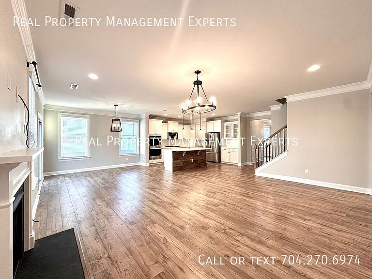 278 Preston Rd — Photo 7