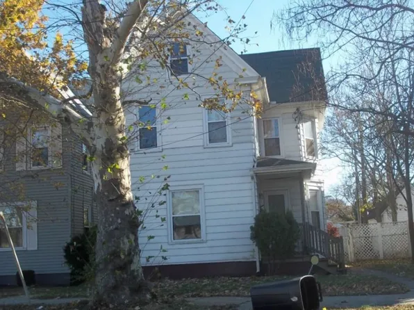 915 4th St N, Millville, NJ 08332