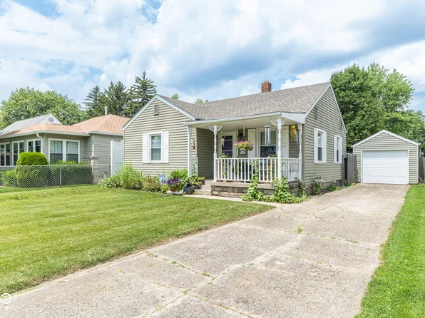 330 Edgemound Dr, Anderson, IN 46013