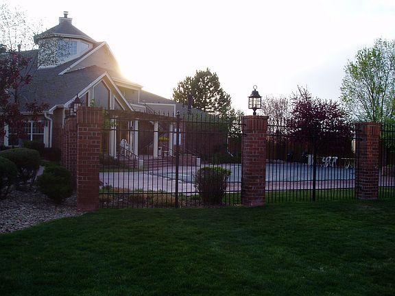 Superior Amenities/Clubhouse w/Raquetball Courts and Exec. Fitness Ctr.