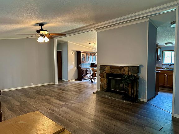 2nd image of 3206 90th Ln NE