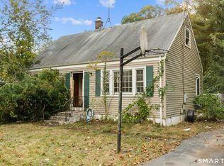 63 Glendale Rd, Oakdale, CT 06370