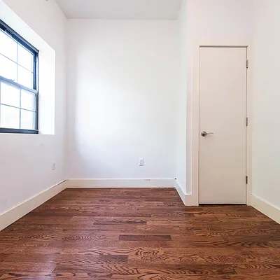 Rented by Nooklyn NYC LLC | media 68