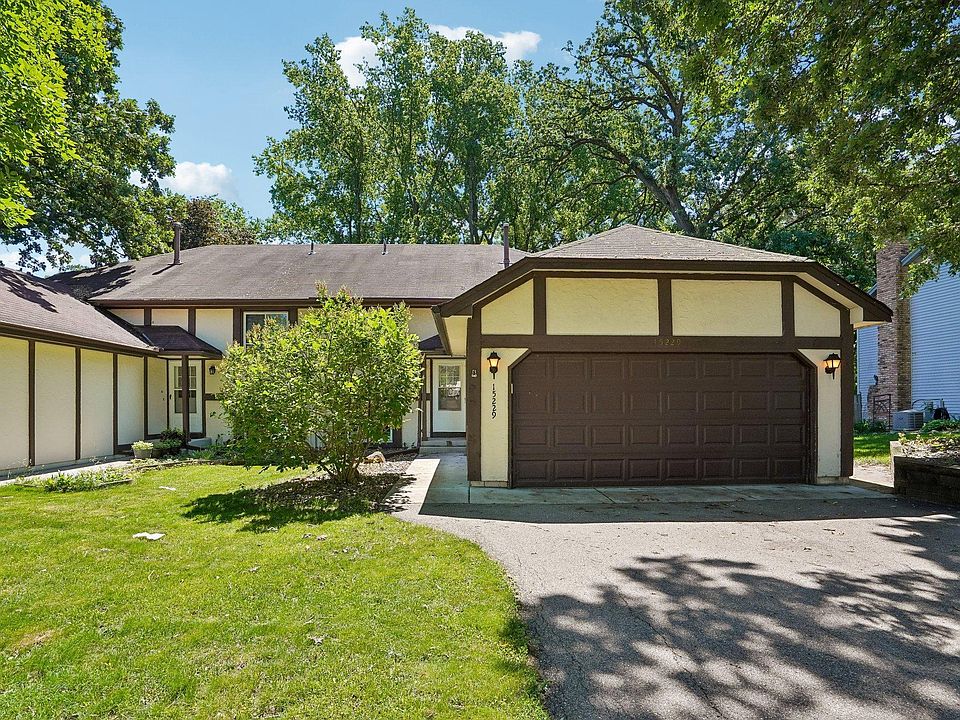 1st image of 15229 Buchanan Ct