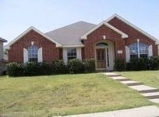 1136 Beechwood Ln, Cedar Hill, TX 75104