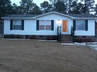 453 W Northpoint Rd, Spring Lake, NC 28390