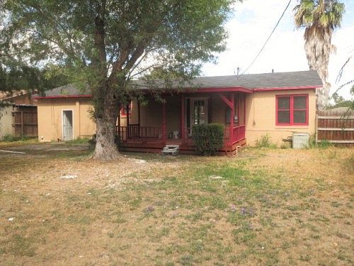 3rd image of 613 Tamarack Ave