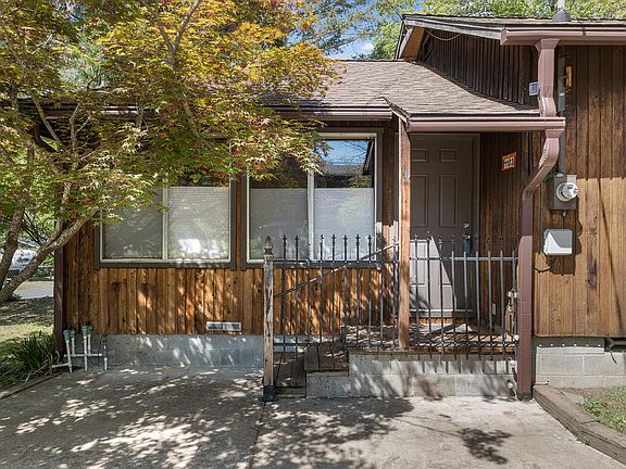 5th image of 1103 4th Ave