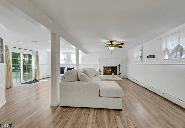 11 Rande Dr — Photo 31