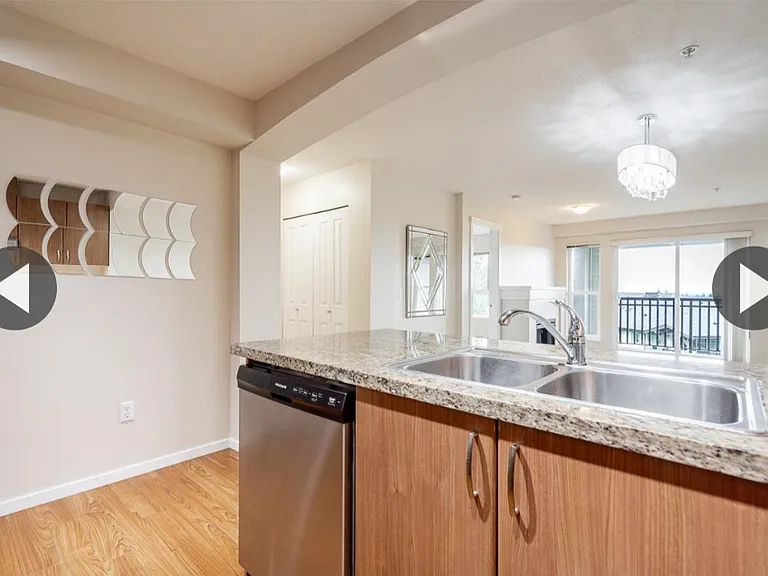 3082 Dayanee Springs Blvd — Photo 4