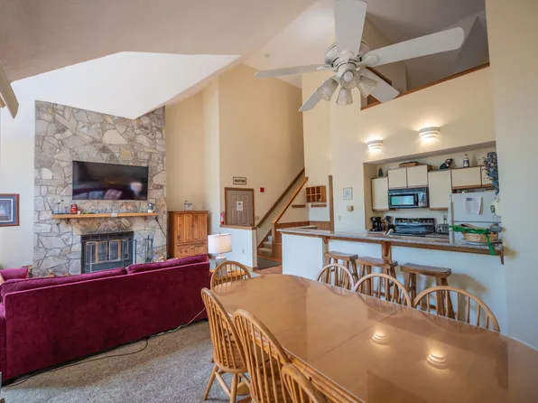 4J Sportscenter Village Way #B32, Dover, VT 05356