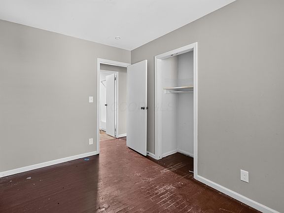4th image of 3793 Walmar Dr