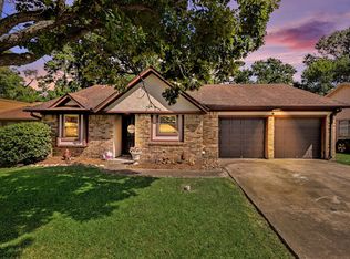 9911 El Chaco St, Baytown, TX 77521