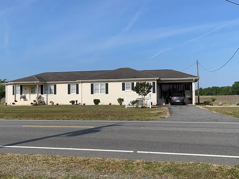 2629 State Highway 45 N — Photo 1