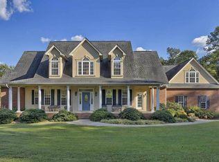 1336 Pet Sites Rd, Chapin, SC 29036