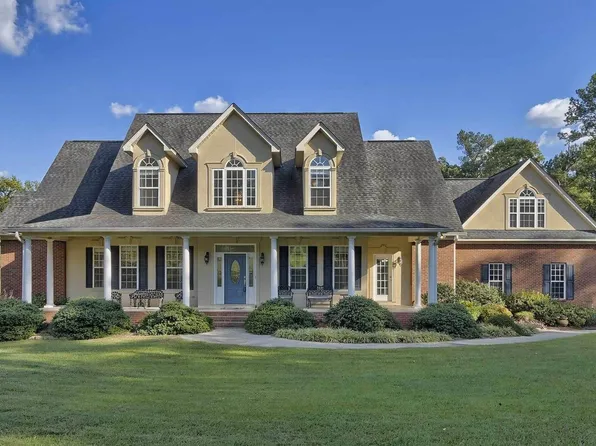 1336 Pet Sites Rd, Chapin, SC 29036