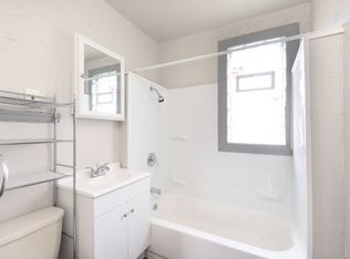 215 E Center St, Milwaukee, WI 53212