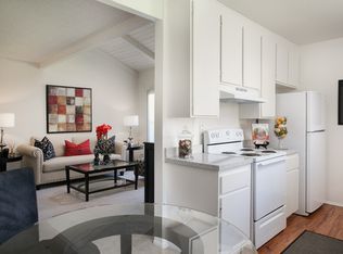 379 Topeka, Irvine, CA 92604