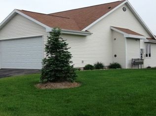 3200 Elk Ridge Dr UNIT F, Oshkosh, WI 54904